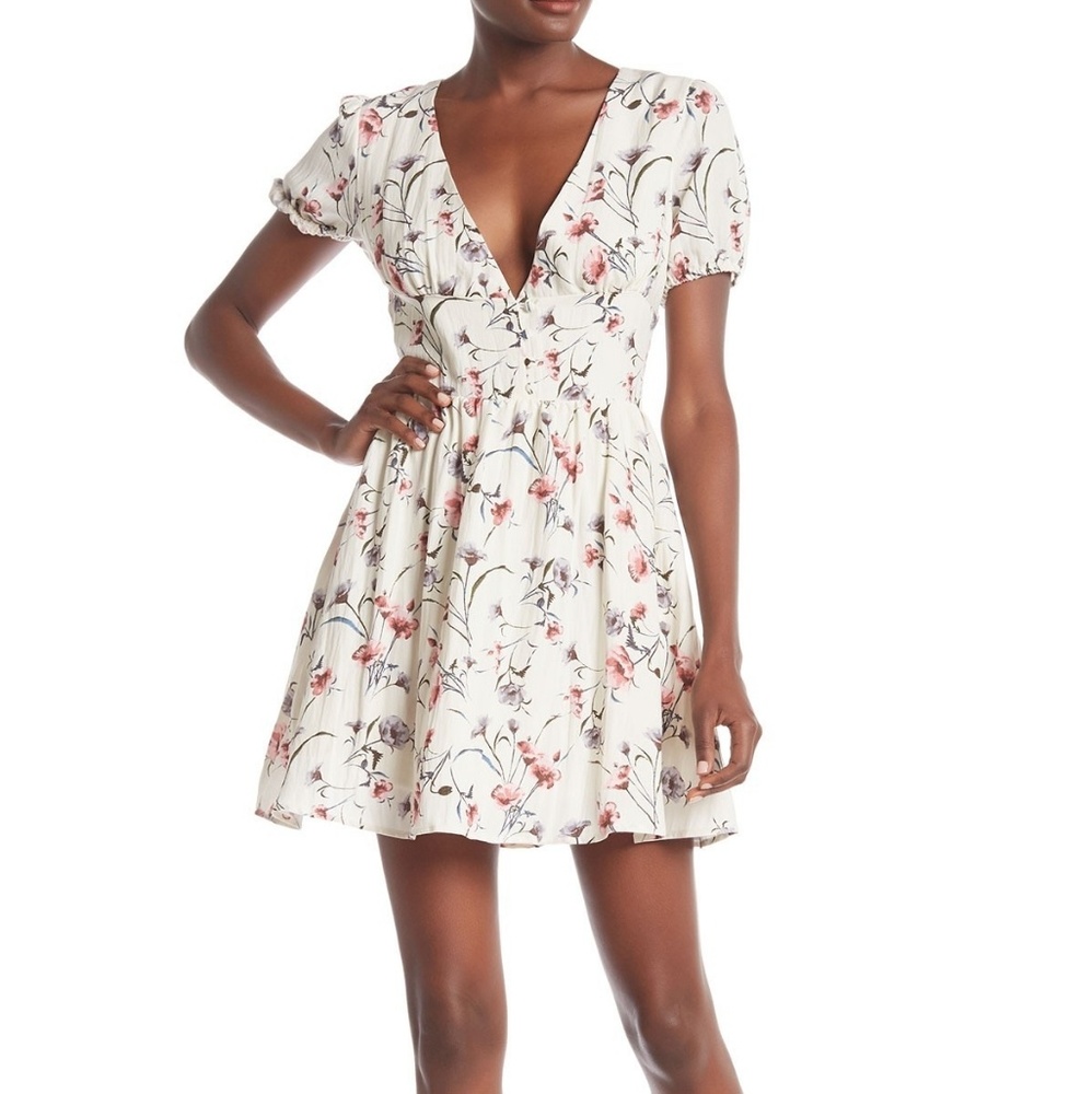 JOA short sleeve floral print dress